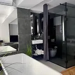 Xix Boutique Hotel *