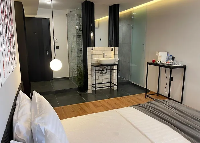 Xix Boutique Hotel *